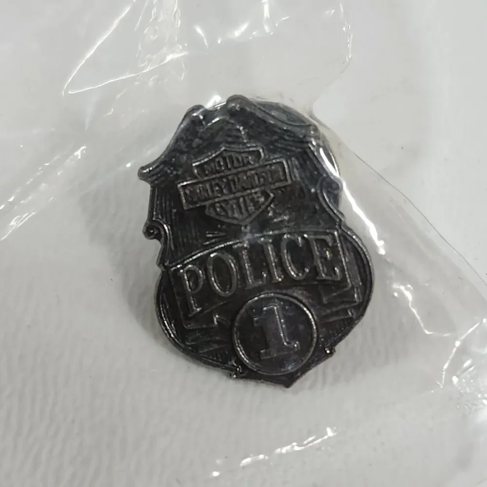 Harley-Davidson Police 1 Lapel Pin Badge Tie Tack Hat Motorcycle Law Enforcement